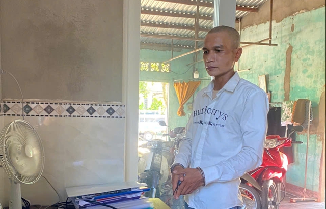 Bắt Đinh Công Đức sinh năm 1983- Ảnh 1. Bắt Đinh Công Đức sinh năm 1983- Ảnh 1.