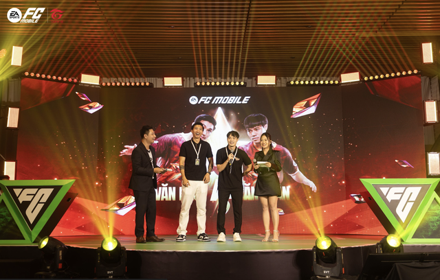 EA SPORTS FC Mobile Việt Nam: C&ocirc;ng bố ng&agrave;y ra mắt c&ugrave;ng d&agrave;n sao b&oacute;ng đ&aacute; v&agrave; streamer đ&igrave;nh đ&aacute;m- Ảnh 1.