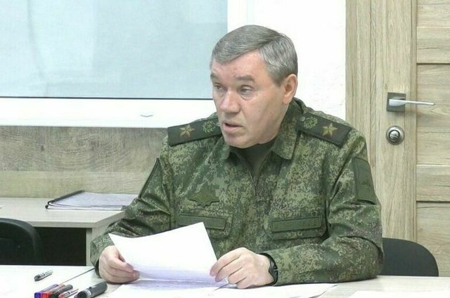 Ông Putin tuyên bố nóng, lằn ranh đỏ đã bị phá vỡ - Tổng Tham mưu trưởng Nga cấp báo thông tin gây kinh ngạc- Ảnh 4.