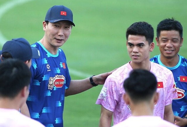 Thắng 3-1, tuyển Việt Nam tạo sức &eacute;p l&ecirc;n Malaysia- Ảnh 3.