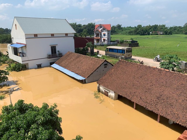 Lũ tràn lên ngập cao tốc Hà Nội - Thái Nguyên; Hà Nội thông báo khẩn cấp di dời dân trong đêm- Ảnh 22.