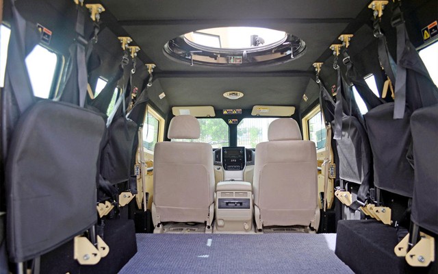 Xe bọc thép Cobra-LAMV từ Streit Group xuất hiện trong lực lượng đặc nhiệm- Ảnh 3. Xe bọc thép Cobra-LAMV từ Streit Group xuất hiện trong lực lượng đặc nhiệm- Ảnh 3.