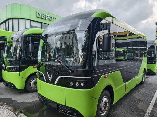 Lộ ảnh chi tiết xe VinFast 'nhỏ xinh' mới tinh sắp chạy đầy đường- Ảnh 1.