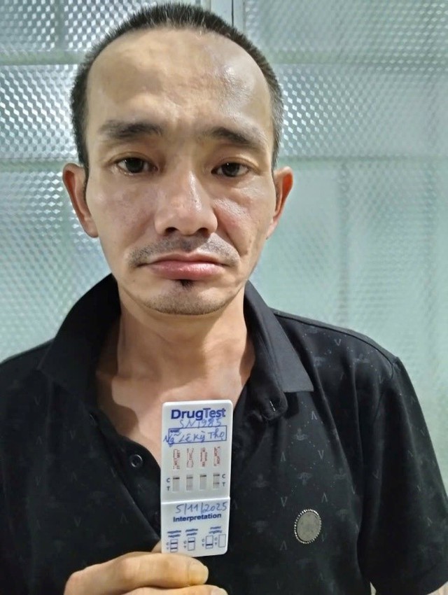 Khám xét khẩn cấp nơi ở, tạm giữ Nguyễn Võ Kim Ngân- Ảnh 3.