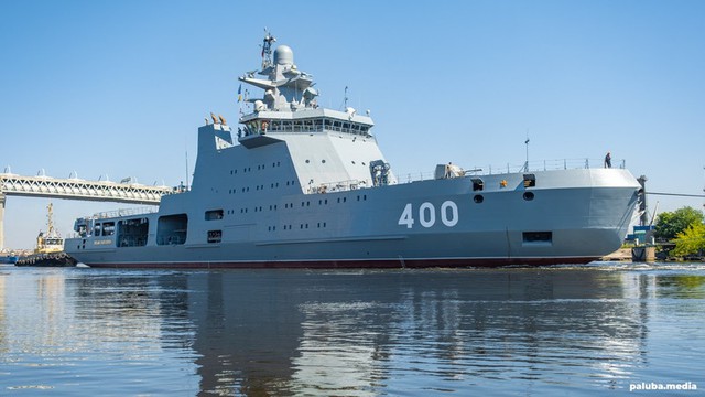 T&agrave;u tuần tra ph&aacute; băng Ivan Papanin khai hỏa ở Biển Barents- Ảnh 6.