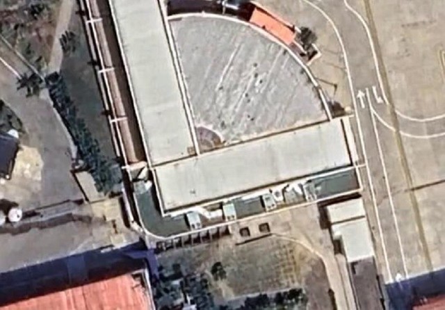 H&igrave;nh ảnh vệ tinh tiết lộ hầm ngầm s&acirc;u 40 m&eacute;t của Tổng thống Venezuela- Ảnh 5.