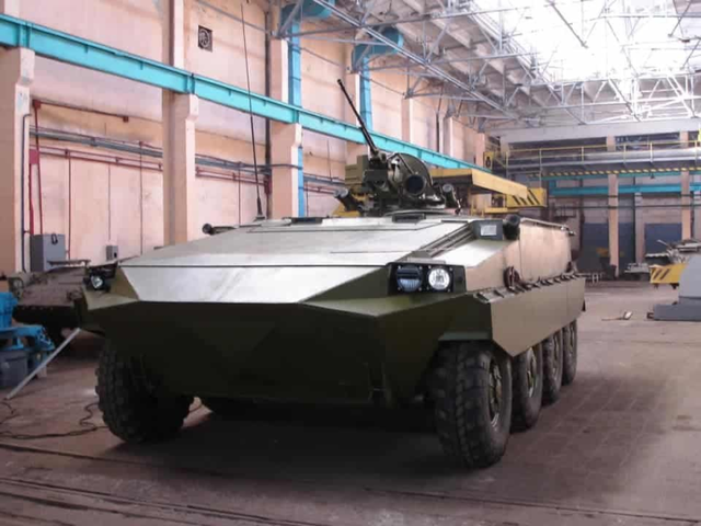 Thiết giáp 'vô lý' nhất của Ukraine là xe chiến đấu bộ binh bánh lốp K-64- Ảnh 2.