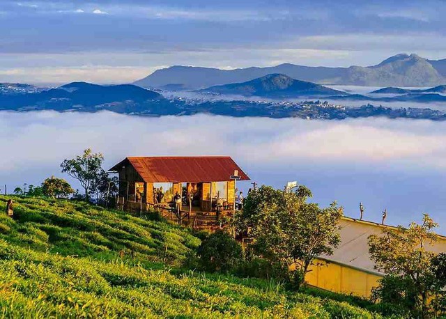 Vượt qua Pháp và Ý, đại diện duy nhất của Việt Nam lọt top 7 điểm đón bình minh hàng đầu thế giới- Ảnh 3.