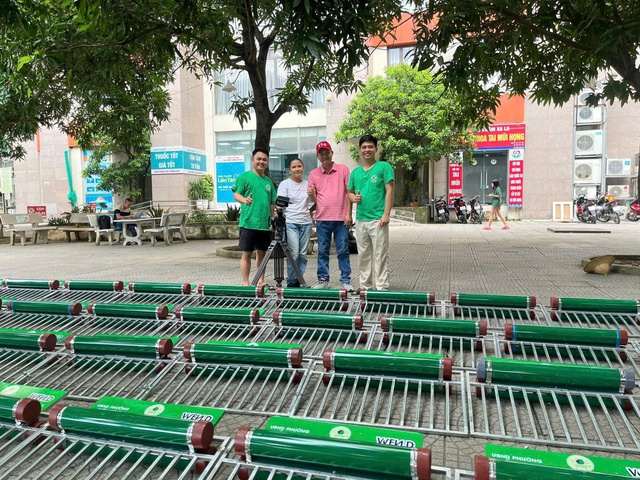 Chuyện chưa kể về những bạn trẻ ng&acirc;m m&igrave;nh trong nước: V&igrave; một "H&agrave; Nội xanh - D&ograve;ng s&ocirc;ng kh&ocirc;ng r&aacute;c"- Ảnh 3.