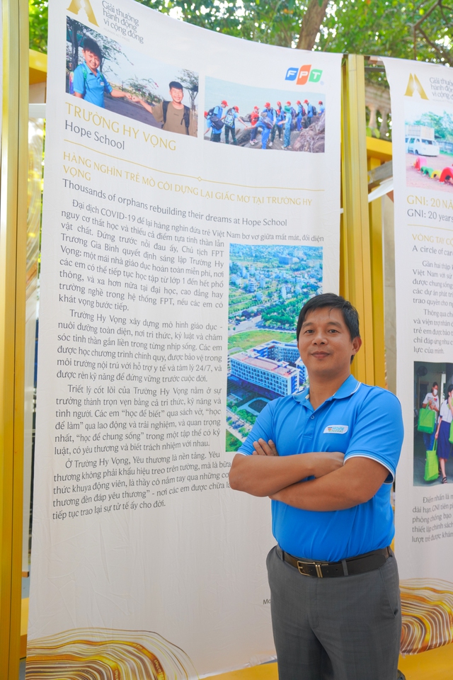 Ngôi trường "độc nhất" trên thế giới, cát-xê 0 đồng cho Đen Vâu, H'Hen Niê và lời hứa danh dự của một tập đoàn- Ảnh 2. Ngôi trường "độc nhất" trên thế giới, cát-xê 0 đồng cho Đen Vâu, H'Hen Niê và lời hứa danh dự của một tập đoàn- Ảnh 2.