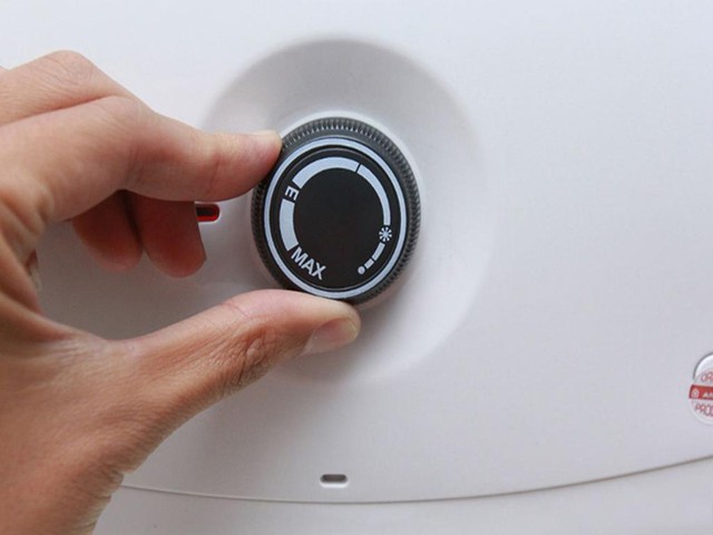 Chỉnh nhiệt độ bình nóng lạnh tiết kiệm được bao nhiêu tiền? Nhiều người dùng lâu mà không biết- Ảnh 1. Chỉnh nhiệt độ bình nóng lạnh tiết kiệm được bao nhiêu tiền? Nhiều người dùng lâu mà không biết- Ảnh 1.