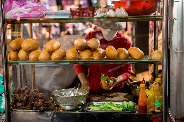 Không phải phở, món ăn chỉ từ 15.000–25.000 đồng/phần này mới là hương vị Việt lọt top ngon nhất thế giới- Ảnh 2. Không phải phở, món ăn chỉ từ 15.000–25.000 đồng/phần này mới là hương vị Việt lọt top ngon nhất thế giới- Ảnh 2.