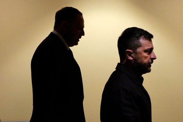 Dzen: Thảm họa! Nga đánh tổng lực 2025, quân Ukraine vỡ trận tháo chạy – Kiev dậy sóng vì điều xảy ra với ông Zelensky- Ảnh 5.