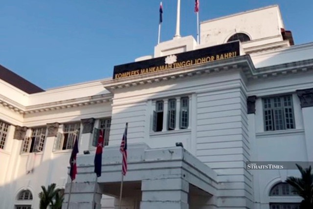 Bạn gái đã yêu được 1 năm từ chối gần gũi, nam thanh niên dùng dao đe dọa rồi hối không kịp- Ảnh 1.