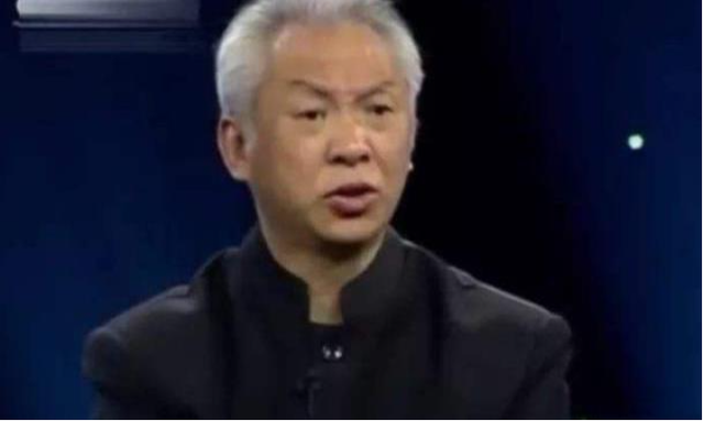 Mang "cành cây" đi thẩm định, nông phụ khẳng định do người ăn xin tặng: Chuyên gia quát lớn 'Cô nói dối!'- Ảnh 3. Mang "cành cây" đi thẩm định, nông phụ khẳng định do người ăn xin tặng: Chuyên gia quát lớn 'Cô nói dối!'- Ảnh 3.