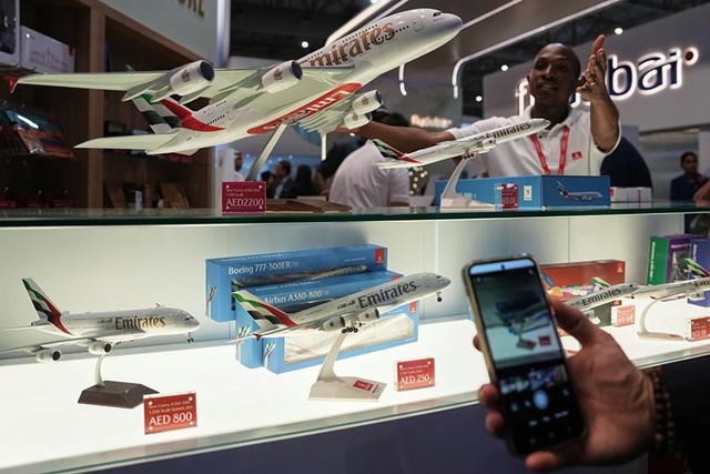 Dubai Air Show h&uacute;t mắt với d&agrave;n m&aacute;y bay khủng- Ảnh 8.