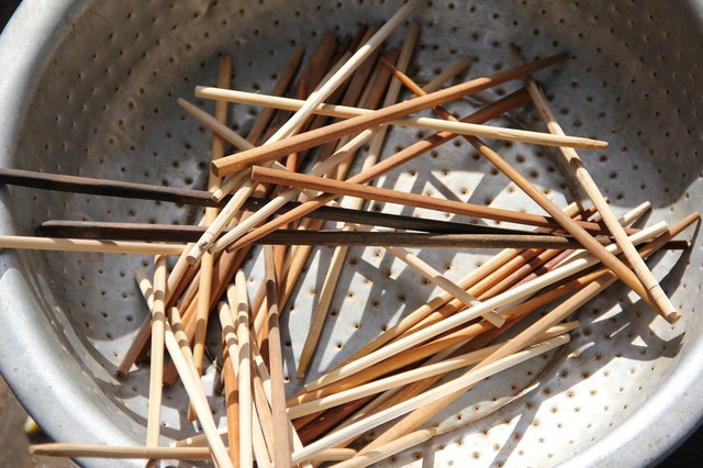 Ngày nào mẹ tôi cũng đều đặn làm 1 việc: Bát đũa sạch, khô, không hề tốn điện- Ảnh 1.