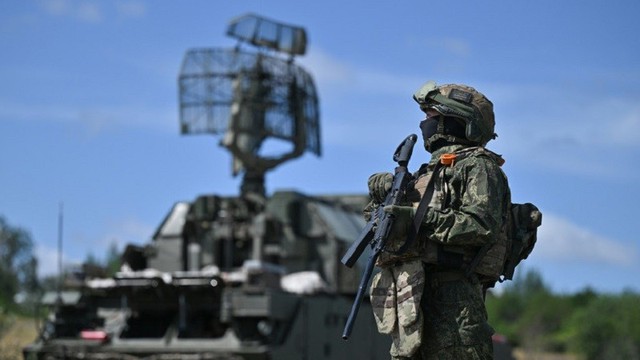 Nhiều UAV đối phương bị bắn hạ trên đường tới Moscow
- Ảnh 1.