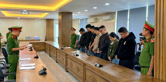 Nguyễn Trúc Mai và hàng chục người khác đã sử dụng hơn 11.000 tài khoản “ma” - Ảnh 2.