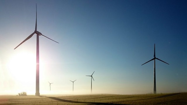 28 tỷ USD là "bệ phóng" để Việt Nam đạt mục tiêu thiên niên kỷ chuyển đổi xanh - Ảnh 2. 28 tỷ USD là "bệ phóng" để Việt Nam đạt mục tiêu thiên niên kỷ chuyển đổi xanh - Ảnh 2.