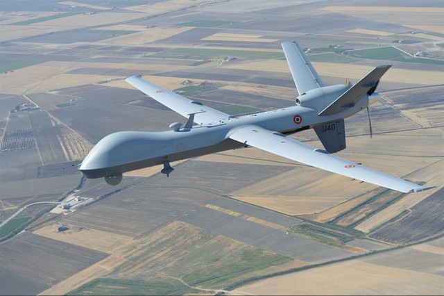Mỹ phá hủy máy bay MQ - 9 Reaper ngòai khơi Hàn Quốc vì sự cố kỹ thuật - Ảnh 3. Mỹ phá hủy máy bay MQ - 9 Reaper ngòai khơi Hàn Quốc vì sự cố kỹ thuật - Ảnh 3.