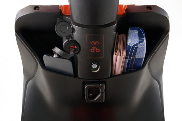 Xe máy điện đi gần 300km/sạc, cốp to hơn Lead có ưu đãi khủng: Chi 3,5 triệu đã có thể mang xe về- Ảnh 3. Xe máy điện đi gần 300km/sạc, cốp to hơn Lead có ưu đãi khủng: Chi 3,5 triệu đã có thể mang xe về- Ảnh 3.