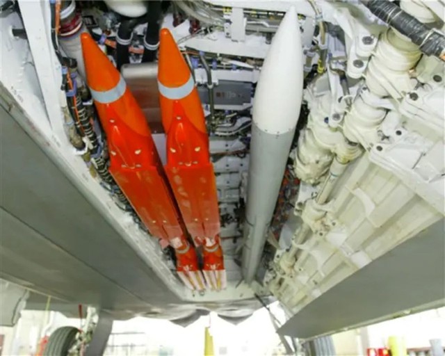 Mỹ xuất khẩu t&ecirc;n lửa AIM - 260 A JATM cho Australia: Thỏa thuận chiến lược mới - Ảnh 6.