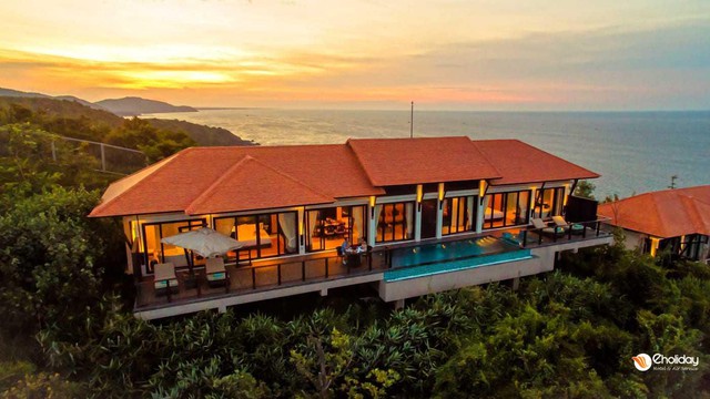 Khu nghỉ vừa được Michelin vinh danh, nằm bên rìa “vịnh biển đẹp nhất Việt Nam”, giá phòng gây bất ngờ- Ảnh 4.