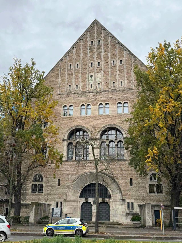 Mitsubishi Xpander đang có giá rẻ kỷ lục- Ảnh 1.