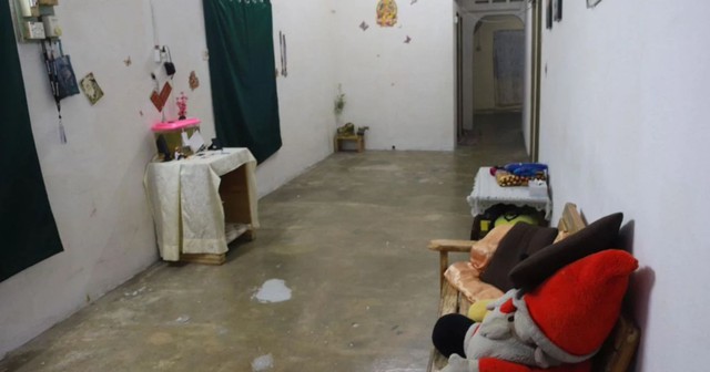 Thi thể 2 mẹ con được ph&aacute;t hiện trong nh&agrave;, bức thư tuyệt mệnh người mẹ để lại khiến nhiều người x&oacute;t xa- Ảnh 1.