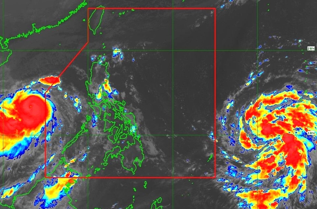 Bão số 13 "gặp đối" trên đường đi, suy yếu đôi chút; "Phượng Hoàng" xuất hiện- Ảnh 1. Bão số 13 "gặp đối" trên đường đi, suy yếu đôi chút; "Phượng Hoàng" xuất hiện- Ảnh 1.
