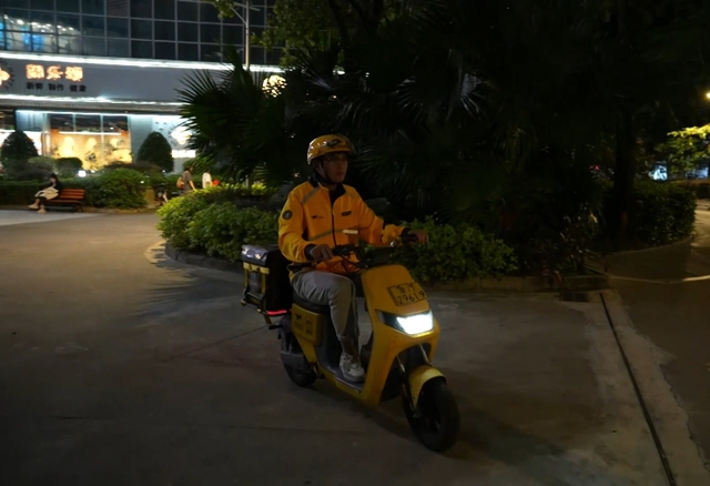 Nam tài xế 36 tuổi bất ngờ co giật, nguy kịch sau 12 ngày uống loại nước “nhiều người mê”- Ảnh 1.