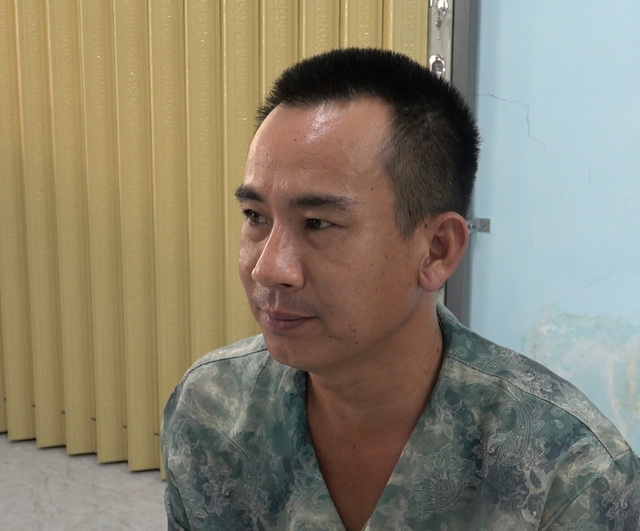 Bắt và khám xét nơi ở của Nguyễn Thị Hoàng Oanh- Ảnh 1. Bắt và khám xét nơi ở của Nguyễn Thị Hoàng Oanh- Ảnh 1.