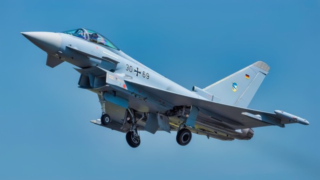 Mua tiêm kích Eurofighter Typhoon thay thế MiG - 29 và J - 7 trong Không quân Bangladesh - Ảnh 5.