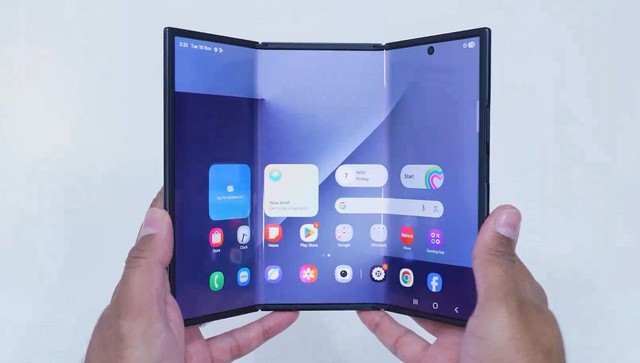 Giá thay màn hình Galaxy Z TriFold cao hơn Galaxy S25 Ultra , người dùng nên cẩn trọng - Ảnh 2. Giá thay màn hình Galaxy Z TriFold cao hơn Galaxy S25 Ultra , người dùng nên cẩn trọng - Ảnh 2.