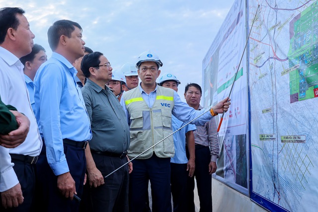 - Ảnh 3. - Ảnh 3.