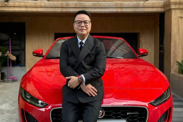 Lê Khắc Ngọ đã được dẫn độ về Việt Nam - Ảnh 1.