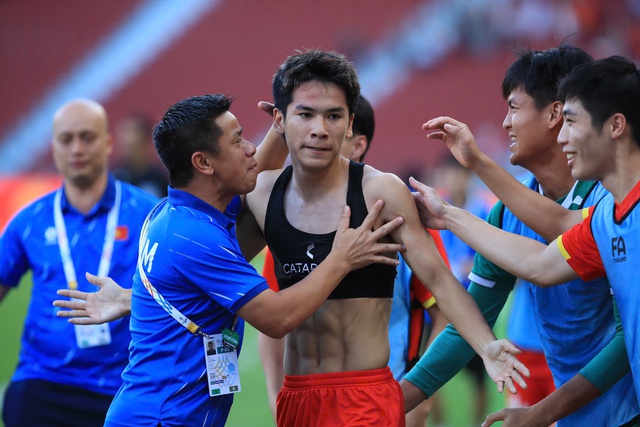 SEA Games 33 (15/12): Điền kinh, Wushu đón "mưa vàng", Việt Nam bứt phá mạnh mẽ - Ảnh 7.