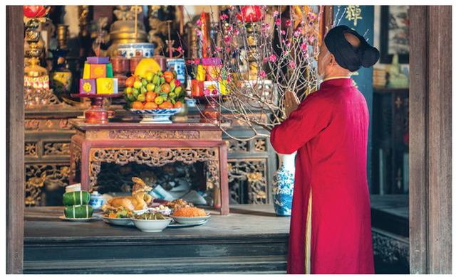 Ban thờ chỉ có 1 lọ hoa nên đặt bên phải hay bên trái? Rất nhiều người trả lời sai - Ảnh 3.