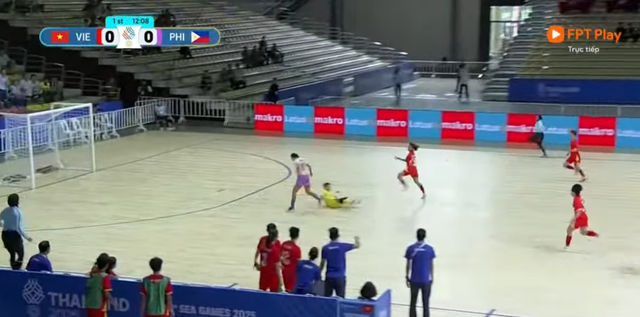 Diễn biến trận Việt Nam 1-0 Philippines: Bàn thắng quan trọng của tuyển Việt Nam - Ảnh 3.