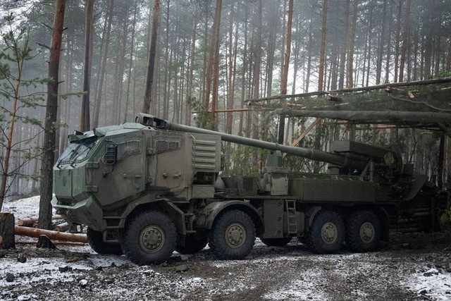 Đức t&agrave;i trợ sản xuất 200 khẩu ph&aacute;o tự h&agrave;nh Bogdana cho Ukraine - Ảnh 6.