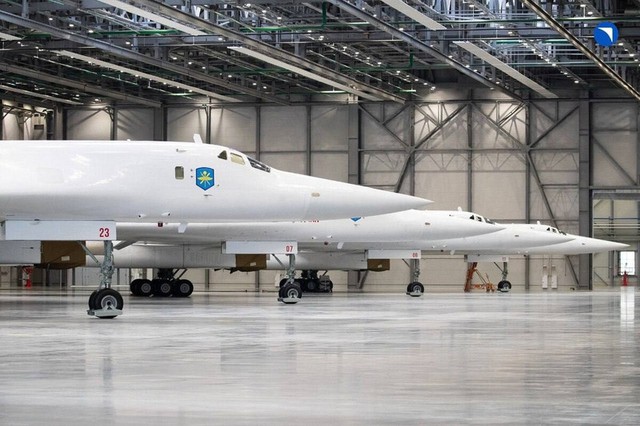 H&eacute; lộ số lượng Tu - 160 m sẽ gia nhập Kh&ocirc;ng qu&acirc;n Nga v&agrave;o năm 2025 - Ảnh 1.