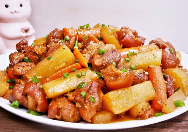 Việt Nam c&oacute; loại củ được v&iacute; như &ldquo;nh&acirc;n s&acirc;m m&ugrave;a đ&ocirc;ng&rdquo;: Luộc hay kho đều ngon, Đ&ocirc;ng Y coi l&agrave; thuốc tự nhi&ecirc;n - Ảnh 10.