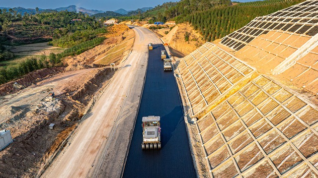 Thủ tướng trao tặng 