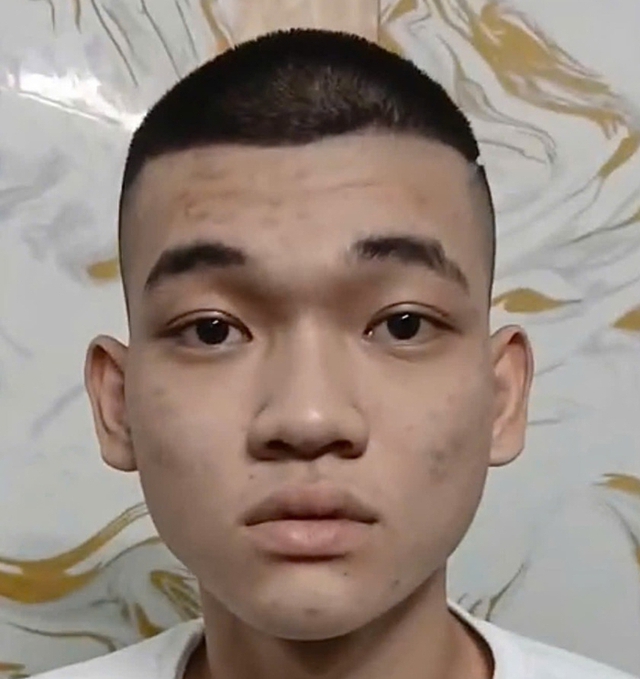 Cảnh sát bất ngờ kiểm tra một căn nhà, bắt Hồ Thị Múa và 2 người khác - Ảnh 3.