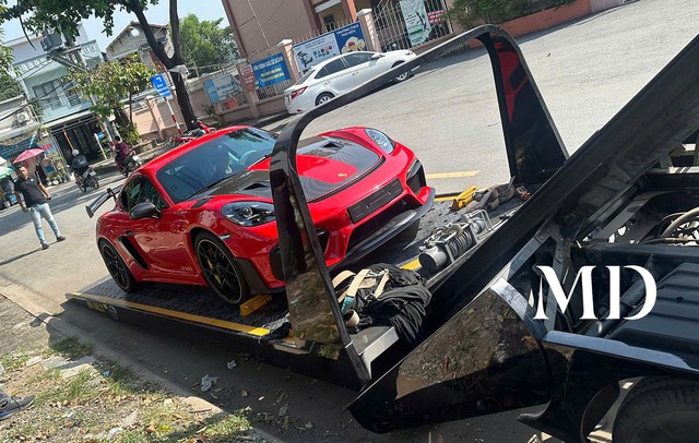 Top ô tô “hút khách” nhất mọi phân khúc: Xe điện VinFast áp đảo thị trường Việt Nam 2025 - Ảnh 1.