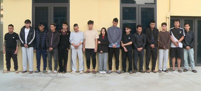 "Bộ mặt thật" của ông chủ 2 cửa hàng quần áo Mai Văn Tới - Ảnh 4.