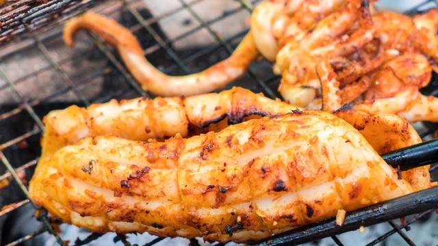 Không phải chả mực, món ăn từ 400.000 đồng/kg này mới là hương vị Việt lọt top 10 ngon nhất thế giới - Ảnh 3.