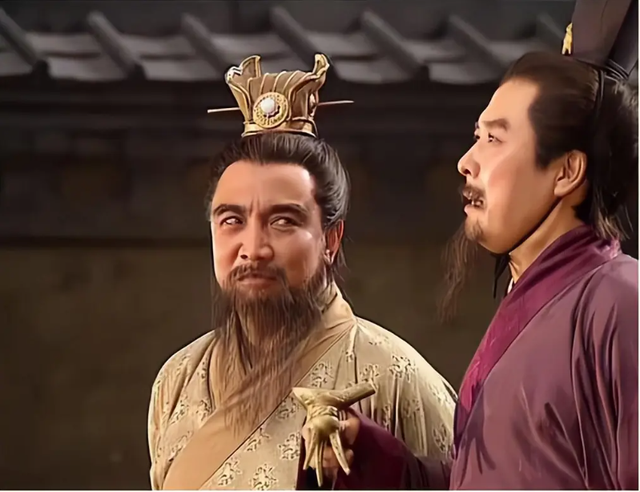 T&agrave;o Th&aacute;o giết Lữ Bố tưởng trừ đại họa, kh&ocirc;ng ngờ Qu&aacute;ch Gia thở d&agrave;i: Người đ&aacute;ng sợ l&agrave; kẻ đứng b&ecirc;n cạnh - Ảnh 4.