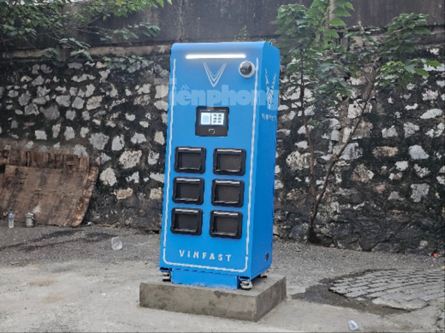 Loạt xe m&aacute;y điện giảm gi&aacute; s&acirc;u: VinFast l&agrave;m g&igrave; để cạnh tranh?  - Ảnh 2.